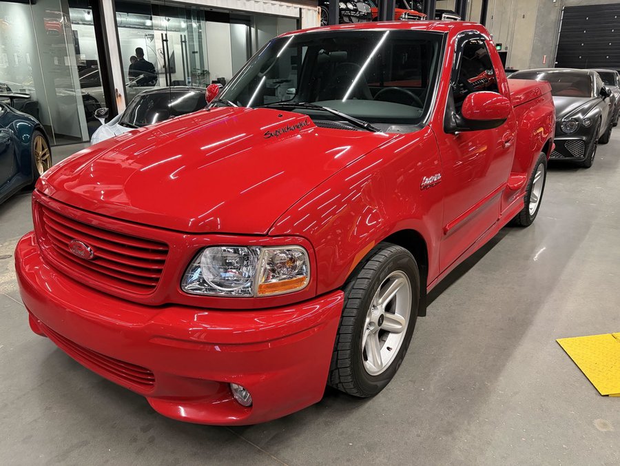 2004 Ford F-150 Heritage Lightning | Low Mileage | Paint Match Tonneau Cover | Remote Starter Red