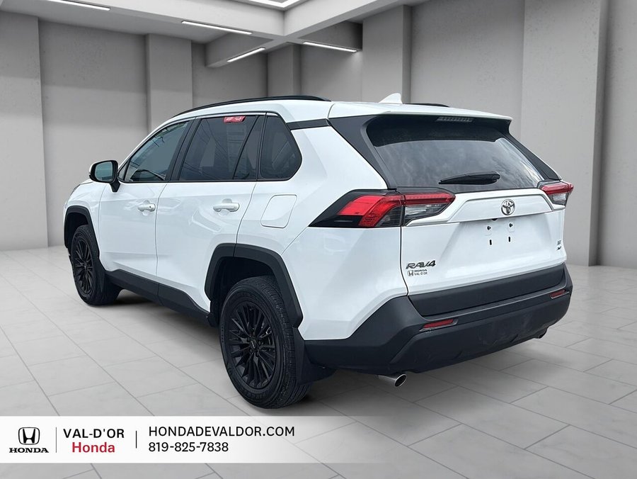 2021 Toyota RAV4 2021 White