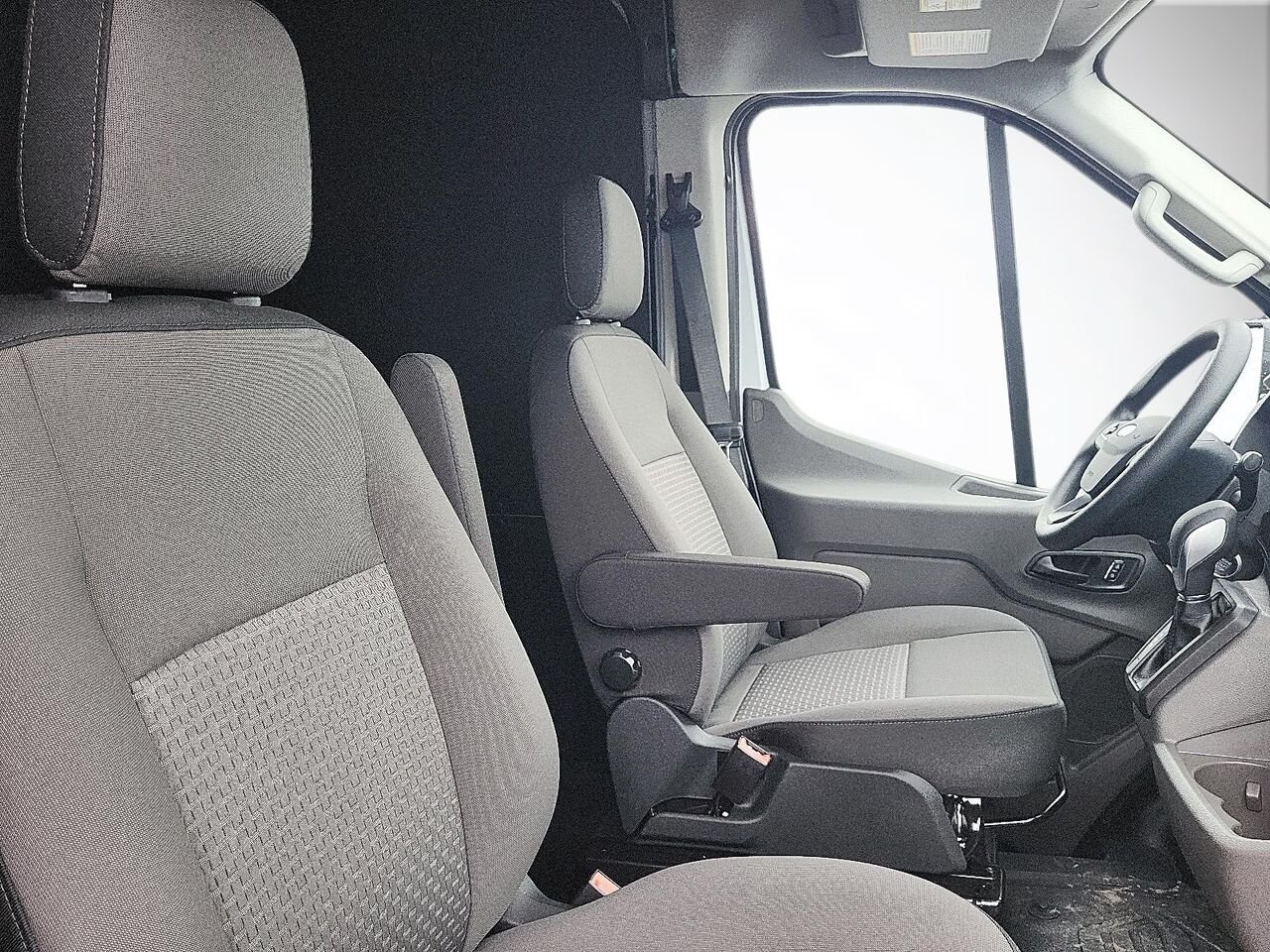 2026 Ford Transit Cargo Van Oxford White Saint-Jérôme - photo #5