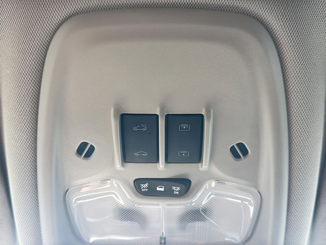 2020 BUICK ENCORE SPORT TOURING White Saint-Hyacinthe - photo #14