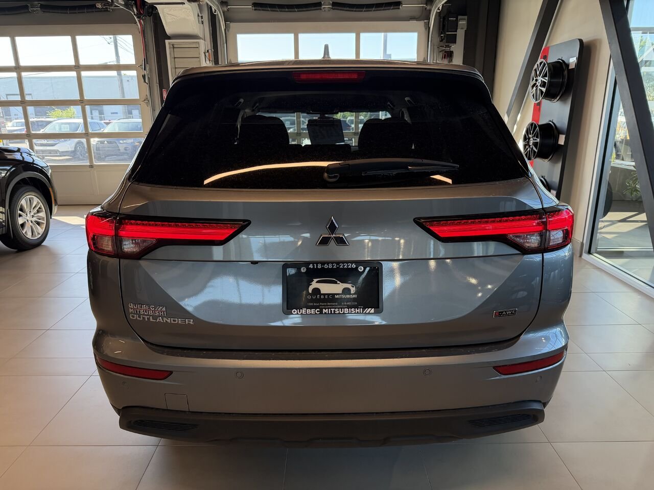 Mitsubishi Outlander 2024 Gris Saint-Eustache - photo #6