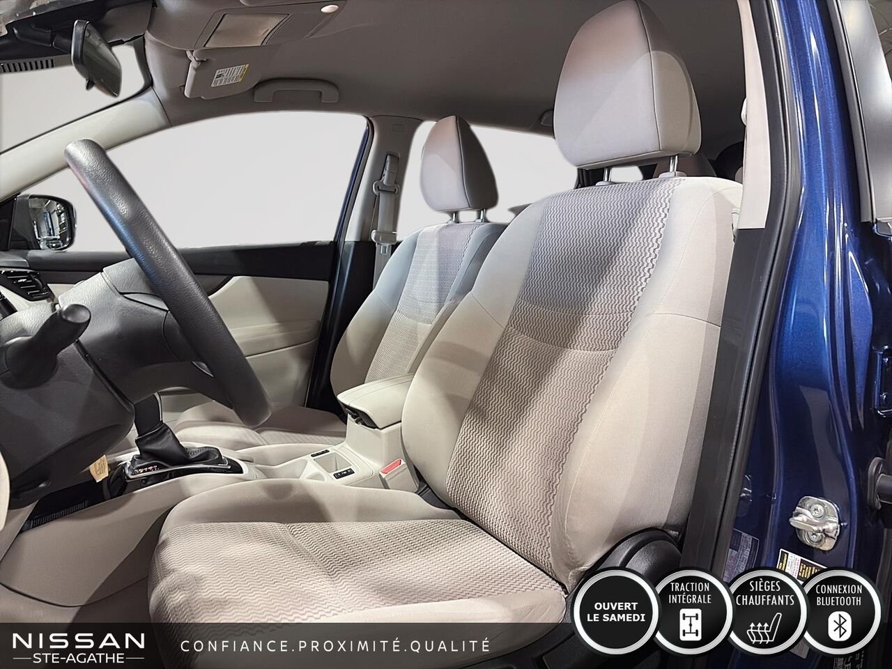 Nissan Qashqai S TI | JAMAIS ACCIDENTÉ | SIÈGES CHAUFFANTS | ANGLES MORTS | CAMÉRA DE RECUL 2023 Bleu Saint-Jérôme - photo #7