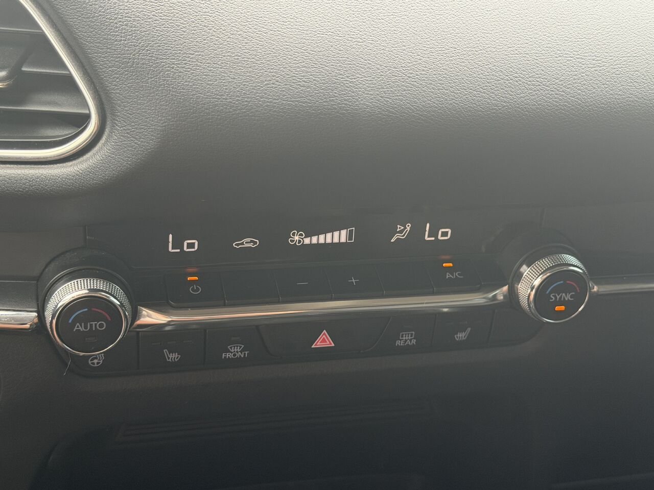 2022 Mazda CX-30 Black Ste-Marie - photo #16