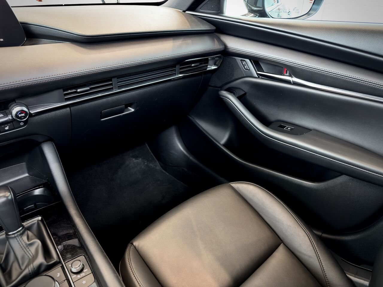 2024 Mazda Mazda3 Sport Grey Notre-Dame-des-Prairies - photo #21