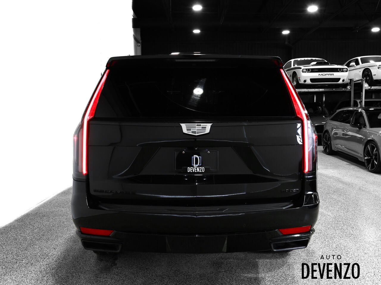 2022 Cadillac Escalade Black Saint-Eustache - photo #4