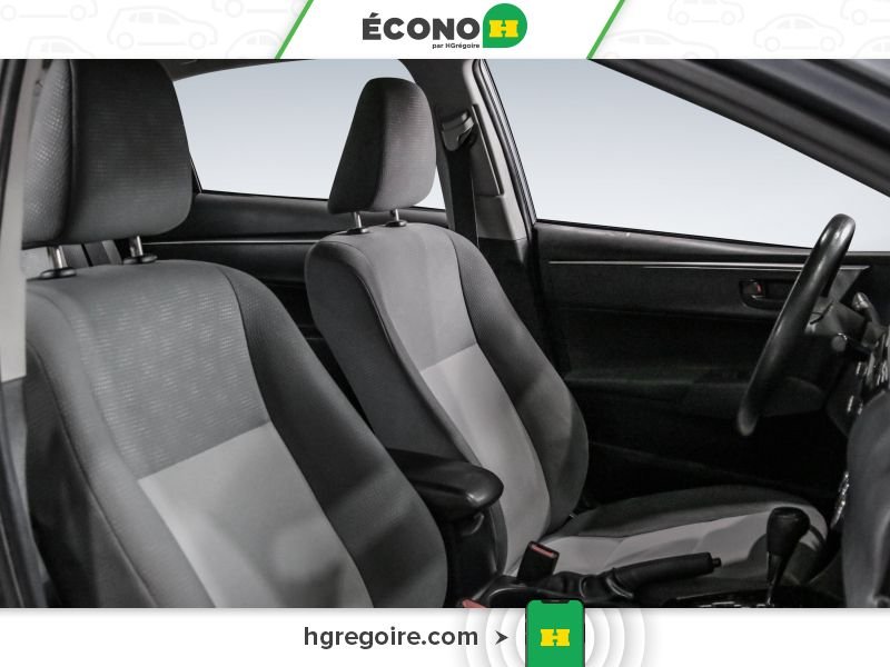 2016 Toyota Corolla Blue Blainville - photo #20