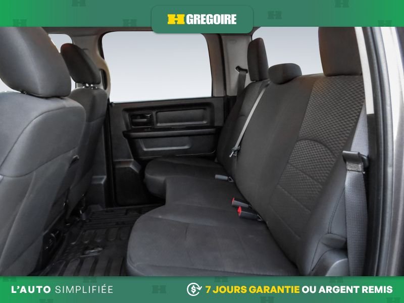 2019 Ram 1500 Grey Saint-Eustache - photo #25