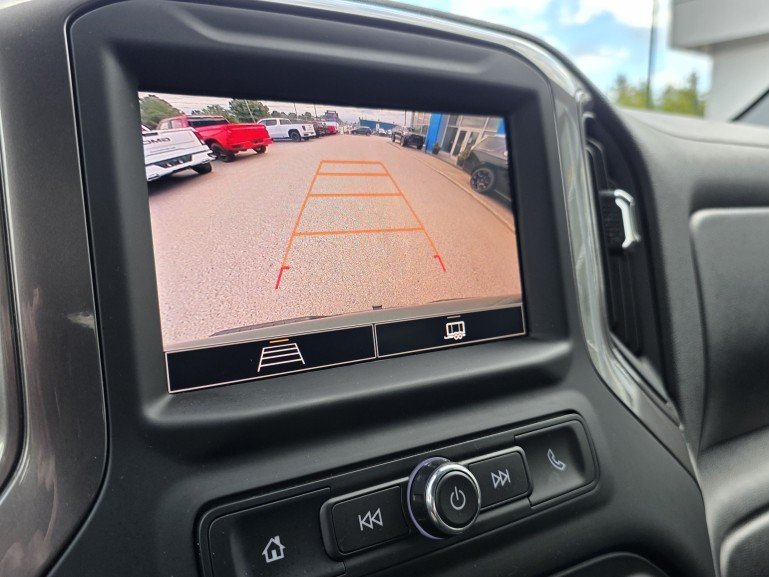 2025 Chevrolet Silverado 1500 Custom TrailBoss Z71 Green Mont-Laurier - photo #29