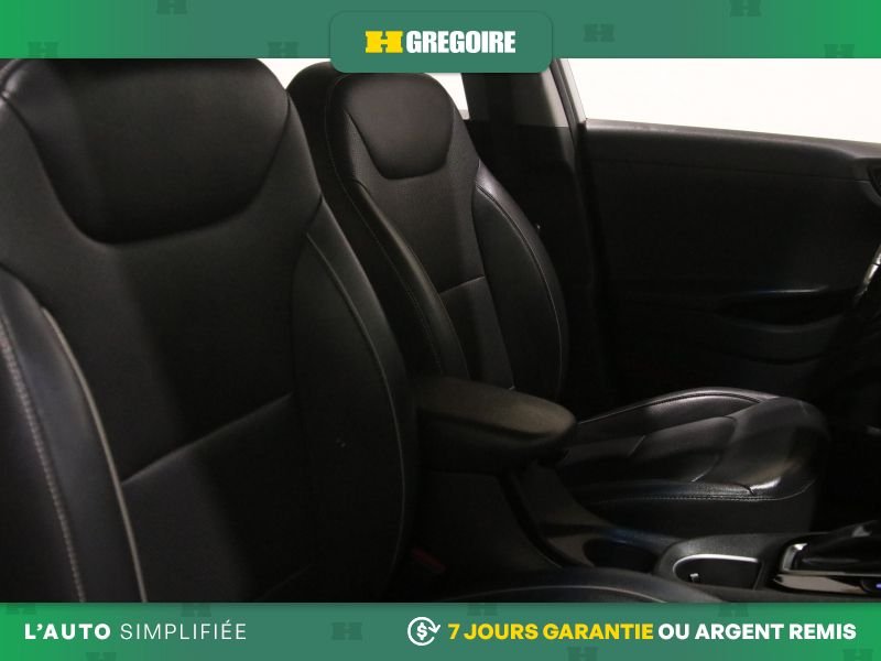 2019 Hyundai IONIQ White Blainville - photo #32