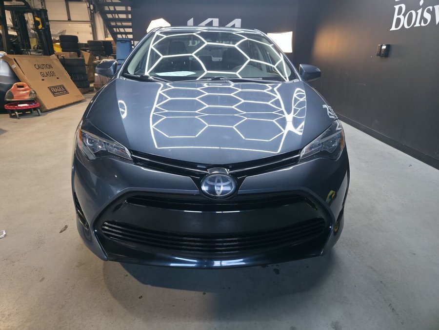 Toyota Corolla LE CVT 2018 Gris