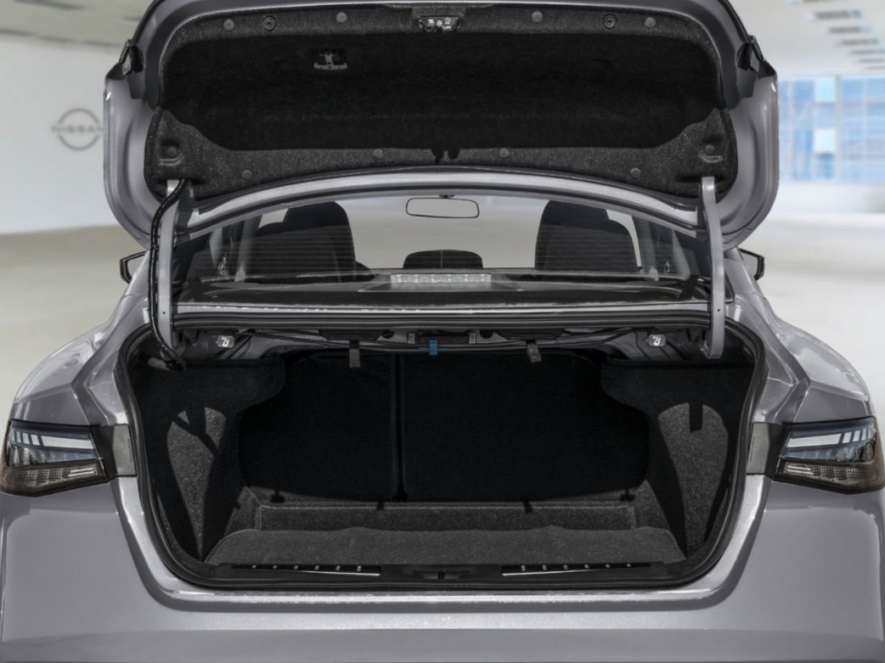 2026 Nissan Sentra Aspen White TriCoat/Super Black Saint-Basile-le-Grand - photo #3