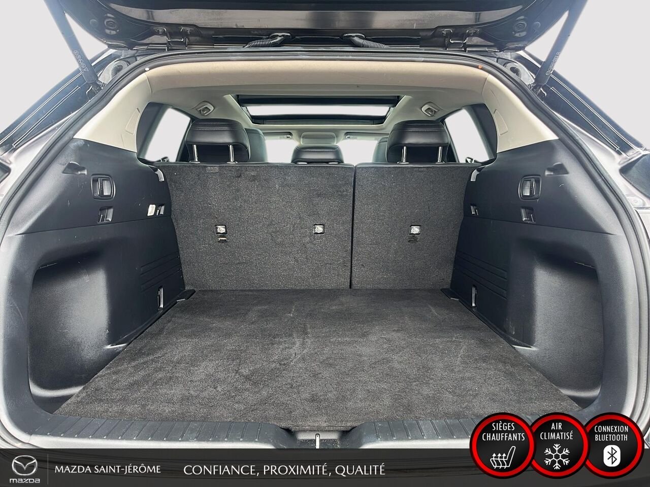 Mazda CX-50 GT avec moteur turbo | TOIT PANORAMIQUE | CUIR | AWD | 2024 Noir Saint-Jérôme - photo #24