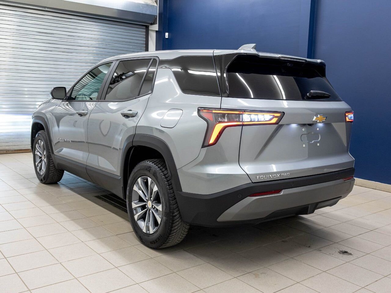 Chevrolet Equinox LT AWD *CAM 360* GR. SECURITE *CARPLAY* REG. ADAPT 2025 Gris Saint-Jérôme - photo #4