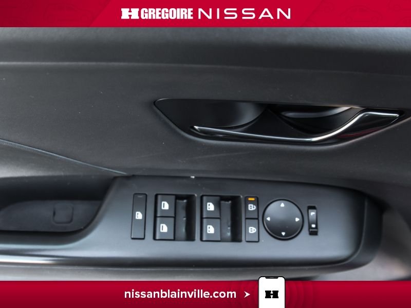 2025 Hyundai Kona Red Laval - photo #13