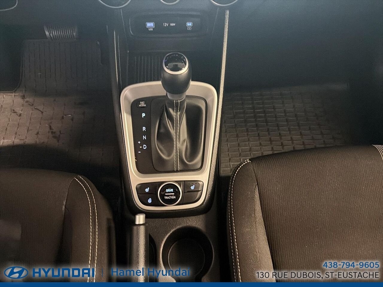 Hyundai Venue 2024 Gris Saint-Eustache - photo #17