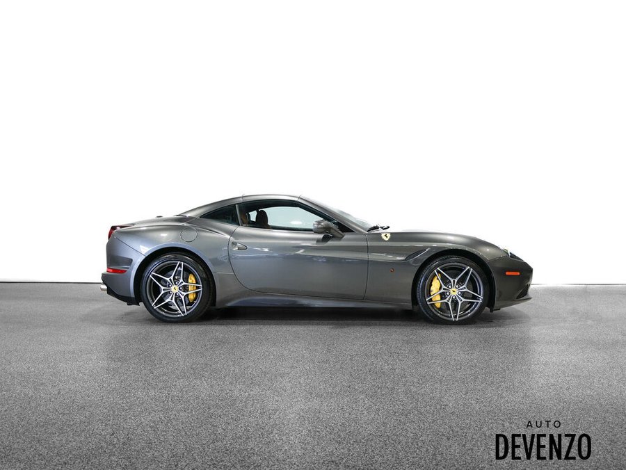 2017 Ferrari California T 2017 gray