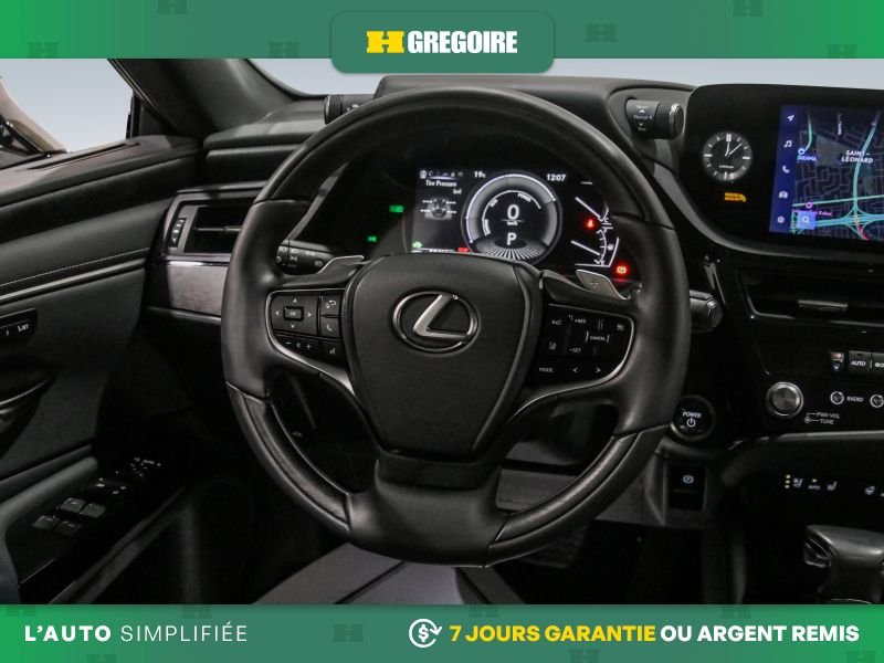 Lexus ES300H 2024 Blanc Blainville - photo #17