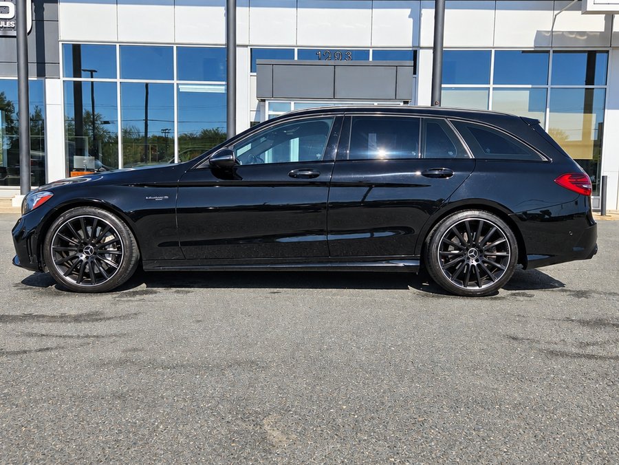 Mercedes-Benz C43 AMG Wagon 1 SEUL PROPRIÉTAIRE + JAMAIS ACCIDENTÉ + VOLANT ET EXHAUST PERFORMANCE 2021 Noir