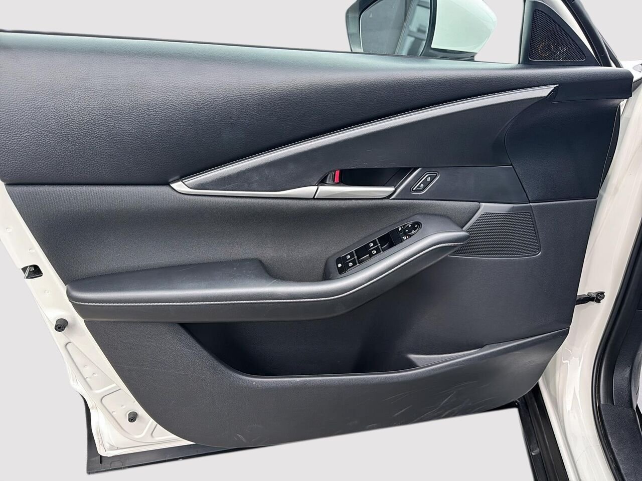 Mazda CX-30 2025 Blanc Rouyn-Noranda - photo #10