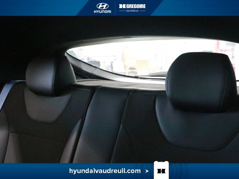 2022 Hyundai Veloster Grey Blainville - photo #18