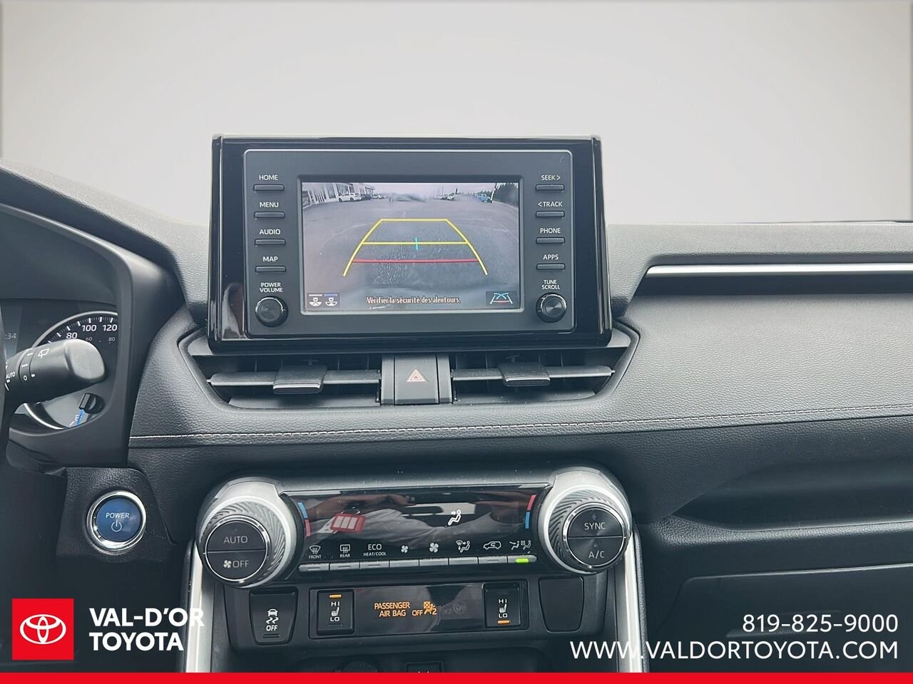 Toyota RAV4 XLE hybride 2019 Ciel argent métallisé Val-d'Or - photo #13