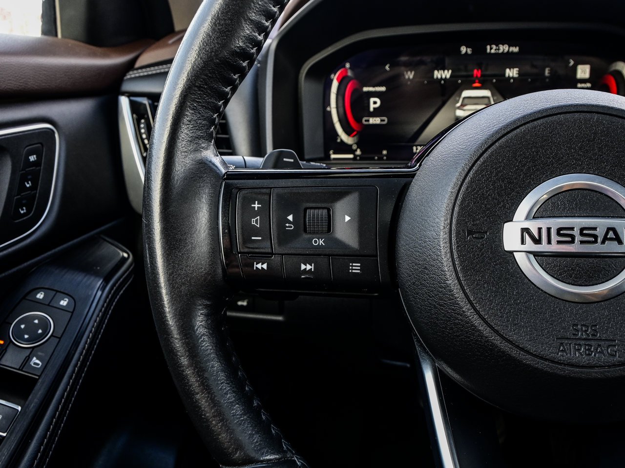 2021 Nissan Rogue AWD Platinum Black Sherwood Park - photo #22