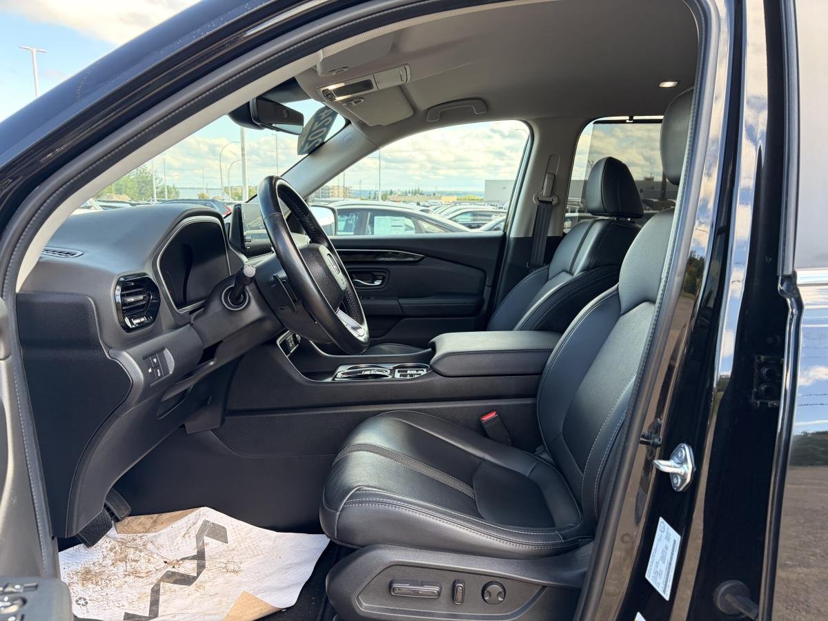 2024 Honda Pilot Black  - photo #5