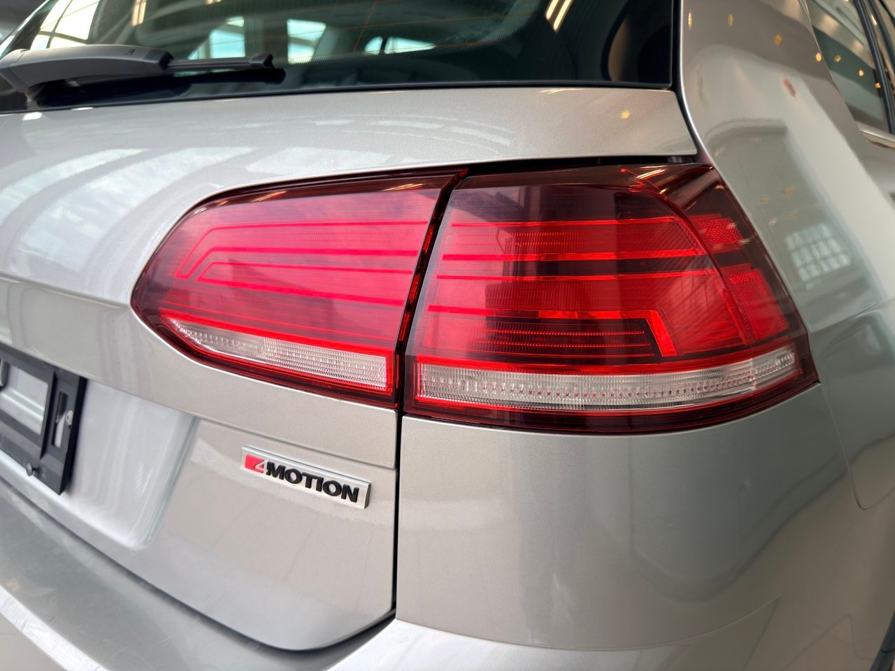 Volkswagen Golf Alltrack 2019 Gris Notre-Dame-des-Prairies - photo #11