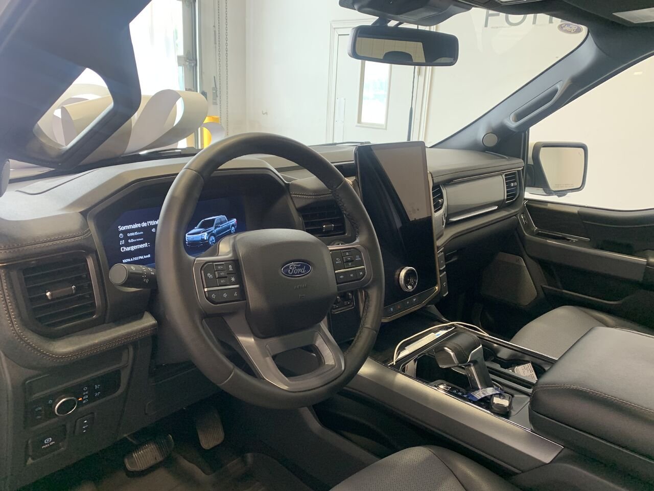 2025 Ford F-150 Lightning LIGHTNING LARIAT CREW CAB White Châteauguay - photo #22