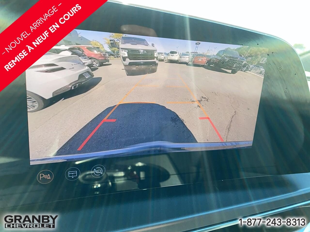 2024 Cadillac LYRIQ Tech 4 portes avec 1SA | G3889 Black Granby - photo #16