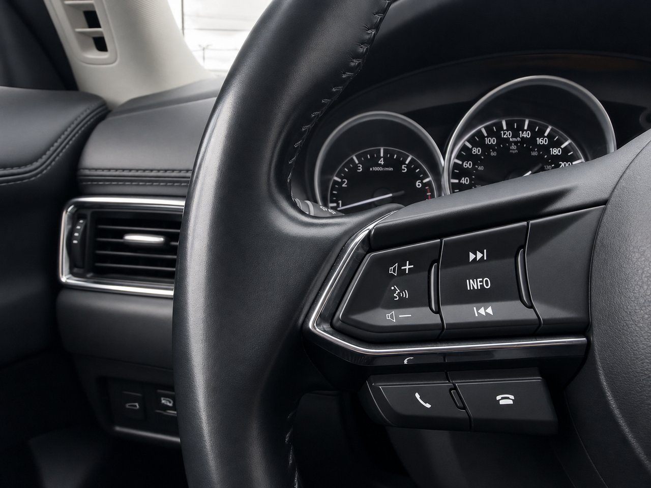 2021 Mazda CX-5 Grey Châteauguay - photo #12