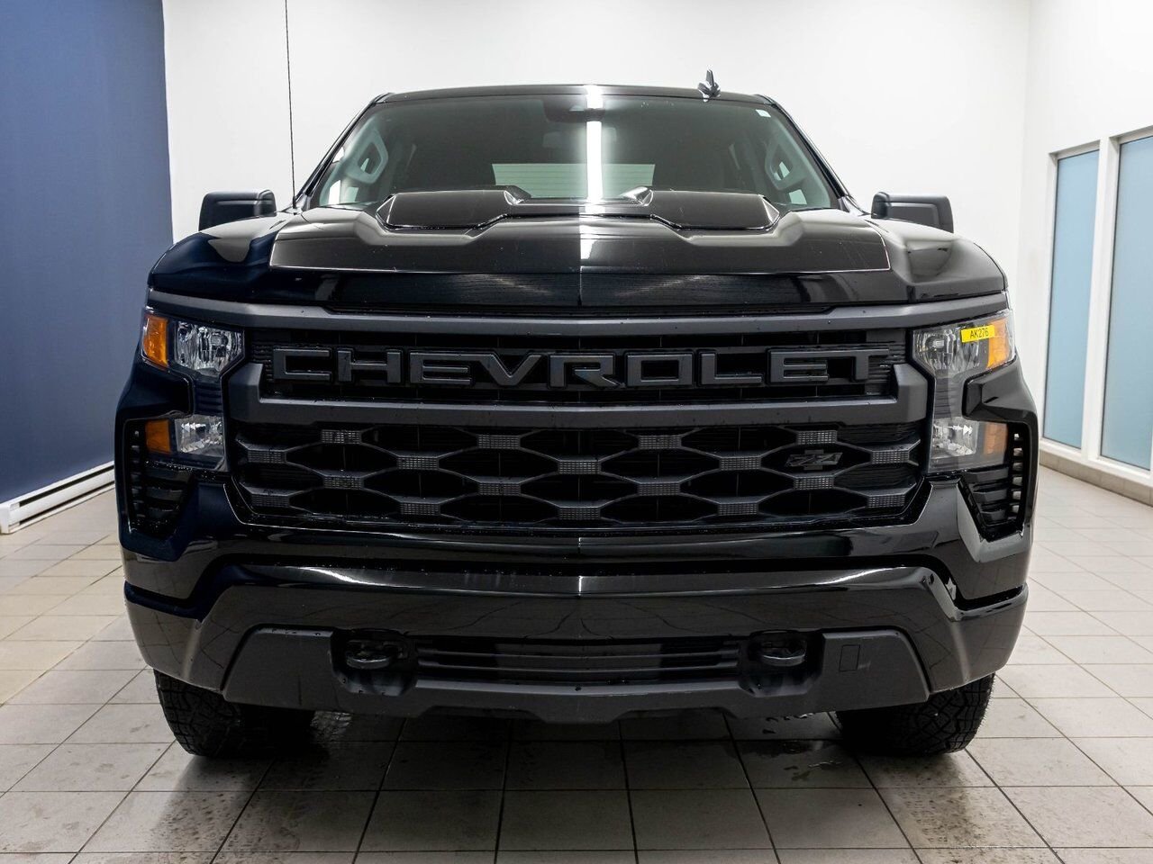 Chevrolet Silverado 1500 CUSTOM TRAIL BOSS CREW 4X4 *CARPLAY* BEDLINER WIFI 2024 Noir Saint-Jérôme - photo #3