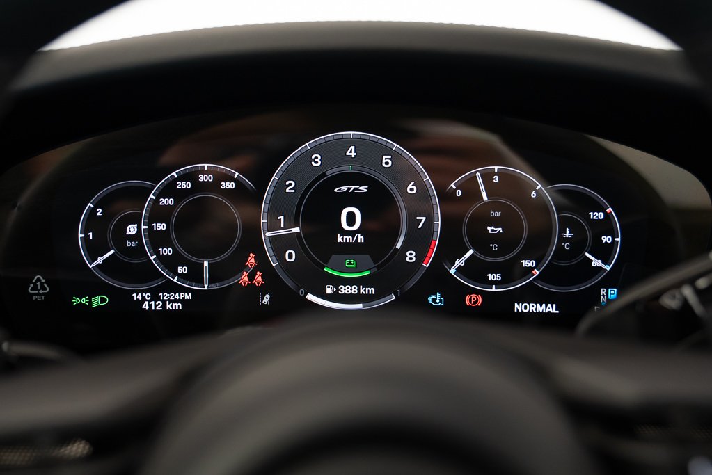 2026 Porsche 911 Carrera GTS Coupe \\ \\ NO LUXURY TAX Silver Kirkland - photo #9