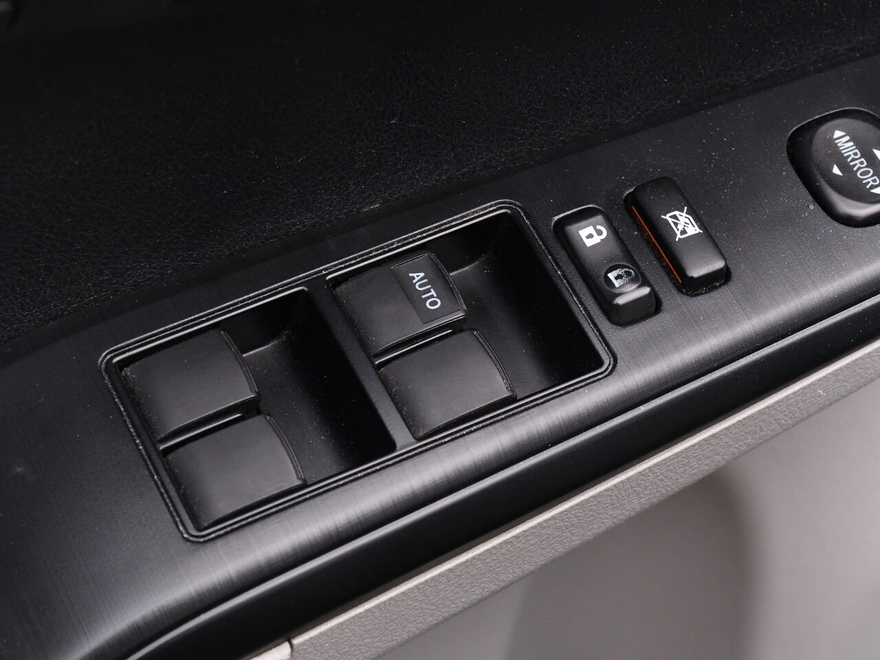 Toyota Camry Berline, boîte automatique, LE 2014 Bleu Saint-Hyacinthe - photo #12