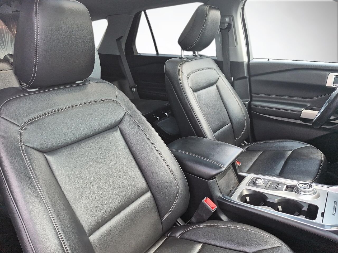 2020 Ford Explorer Black Saint-Jérôme - photo #7