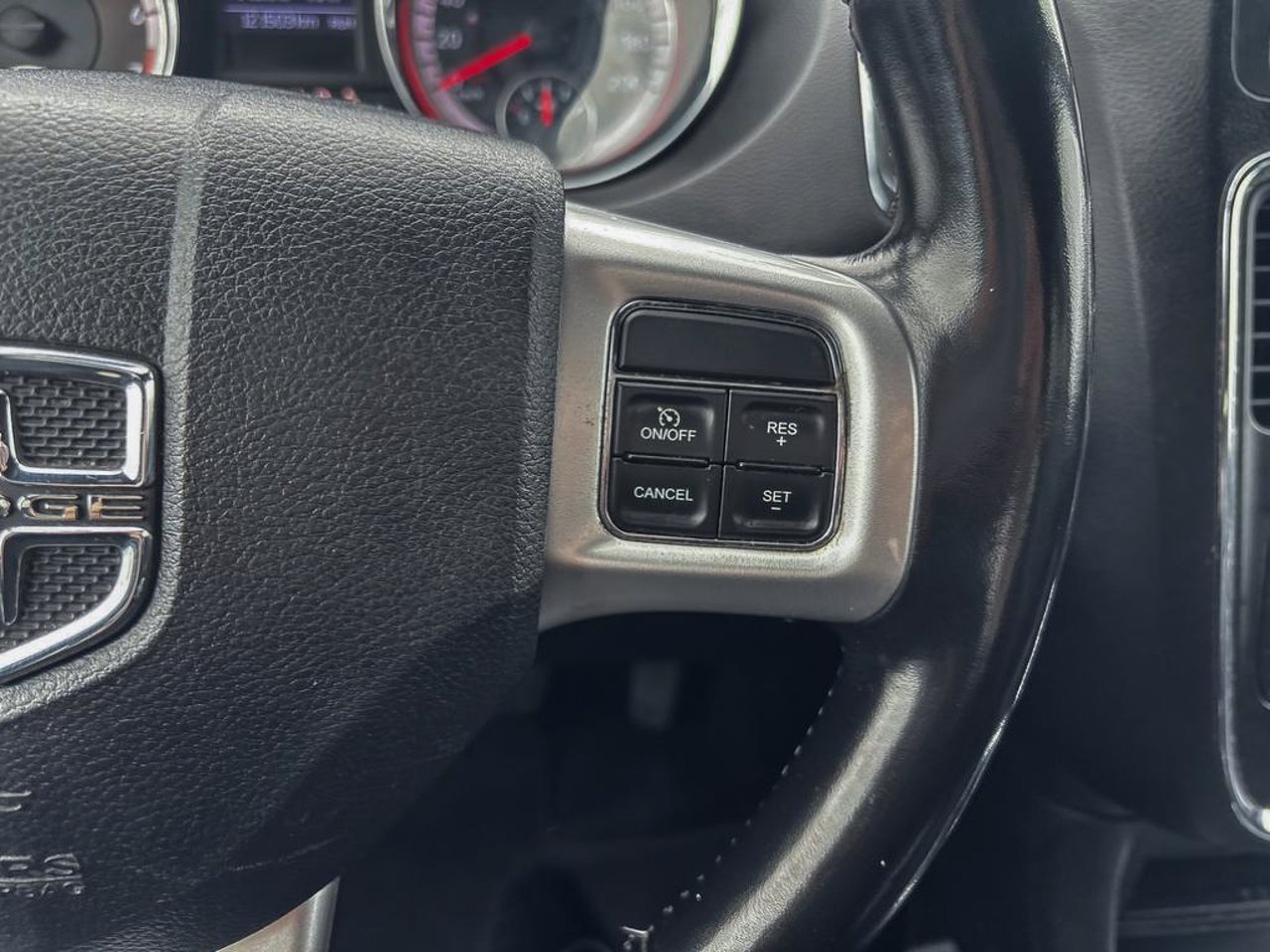 Dodge Grand Caravan 2C4RDGEG1LR205511 2020 Noir Mirabel - photo #18