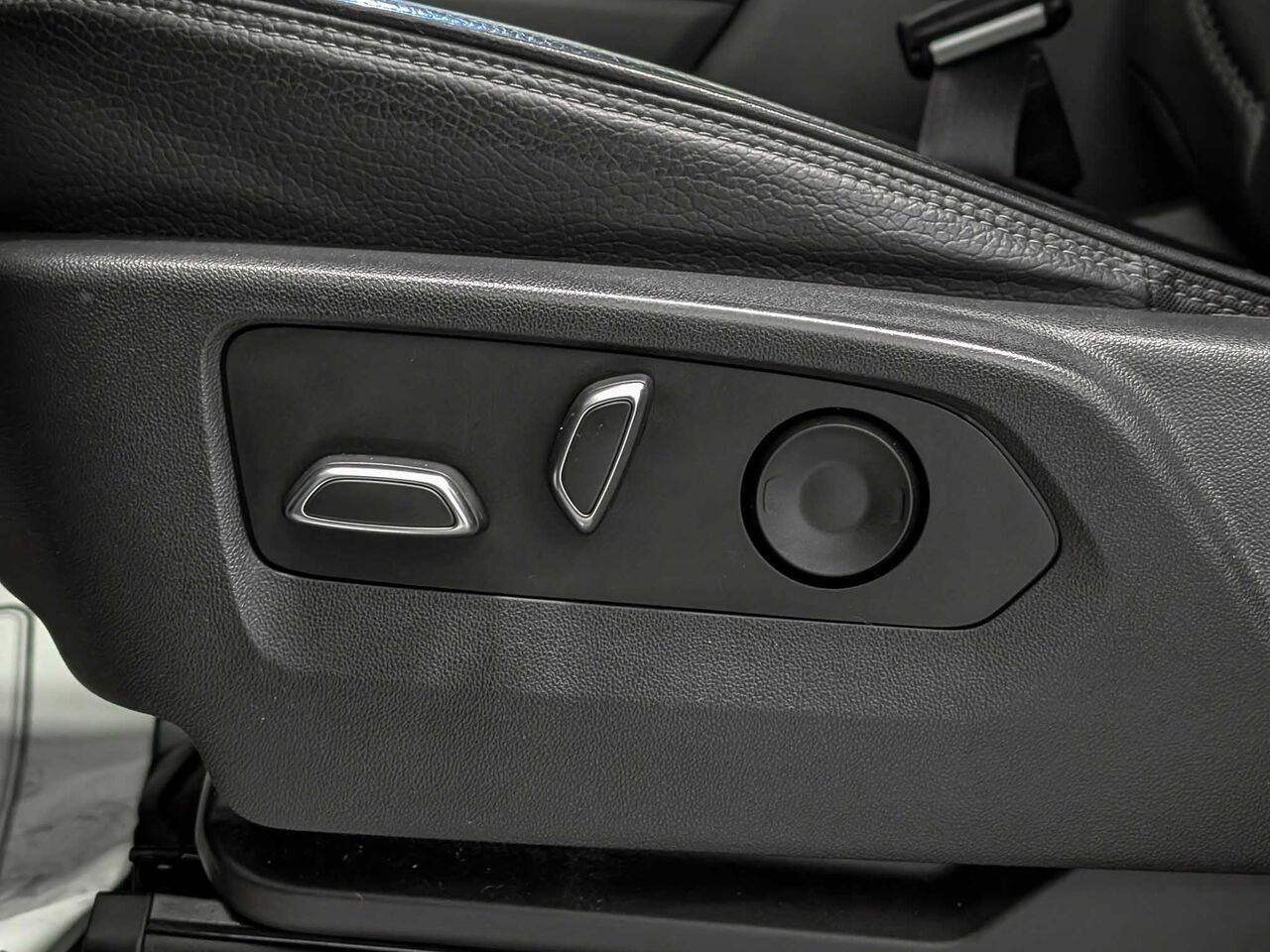 2023 GMC SIERRA 1500 4WD CREW CAB PICKUP GMC Sierra 1500 Denali Crew Cab V 8 5.3L Black Sherbrooke - photo #7