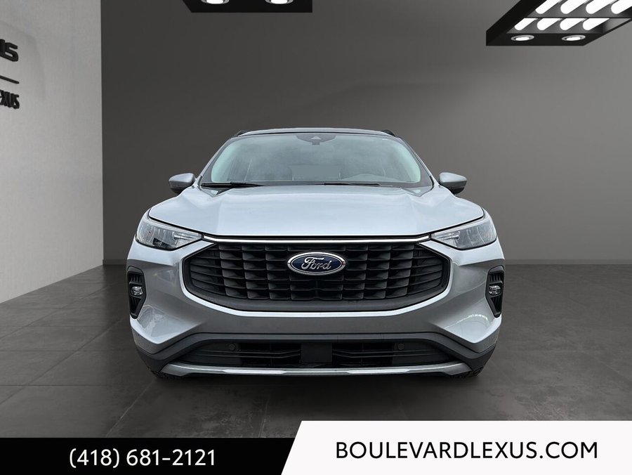 Ford Escape VHR TA 2023 Gris