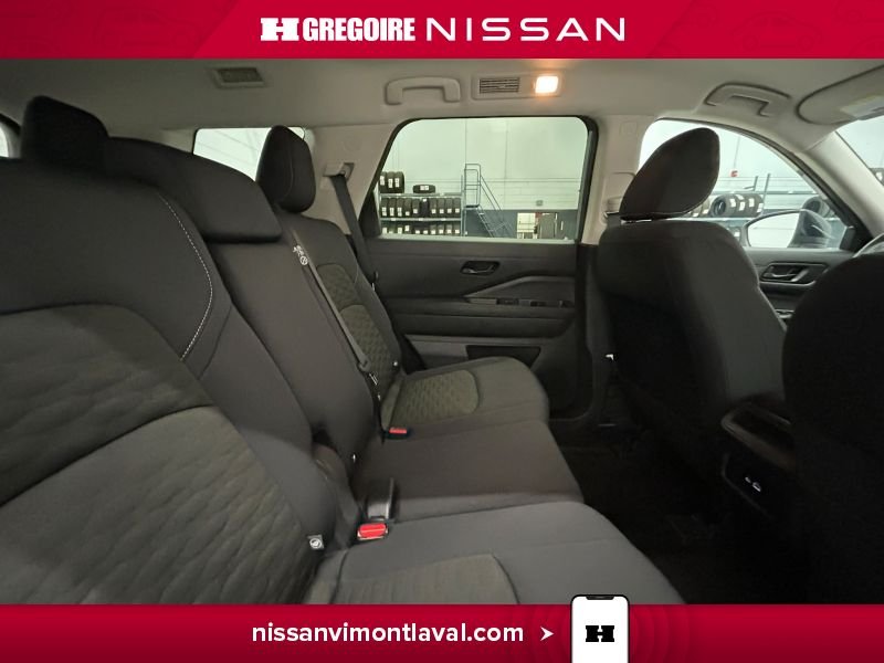 2024 Nissan Pathfinder Grey Laval - photo #12