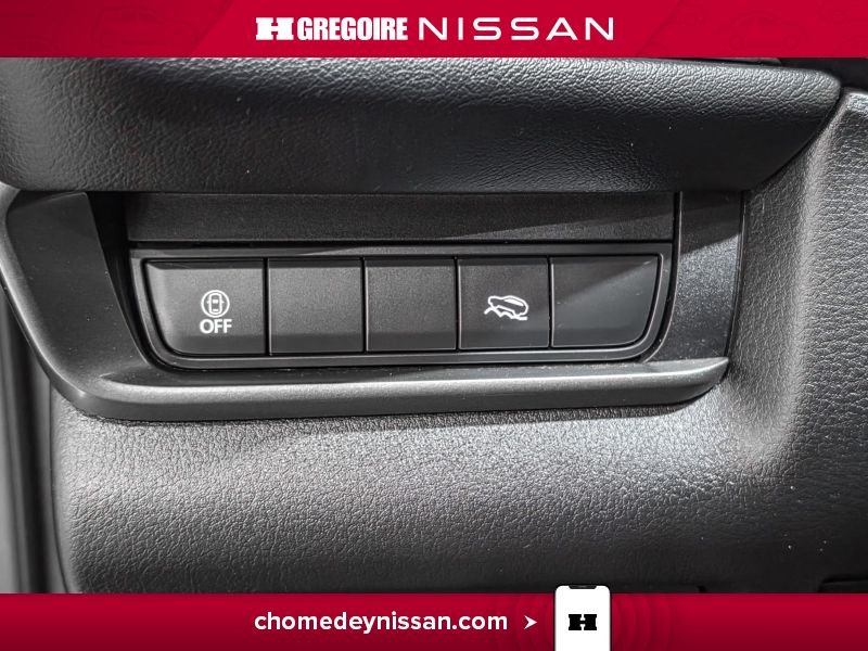 2022 Mazda CX-30 Grey Laval - photo #14