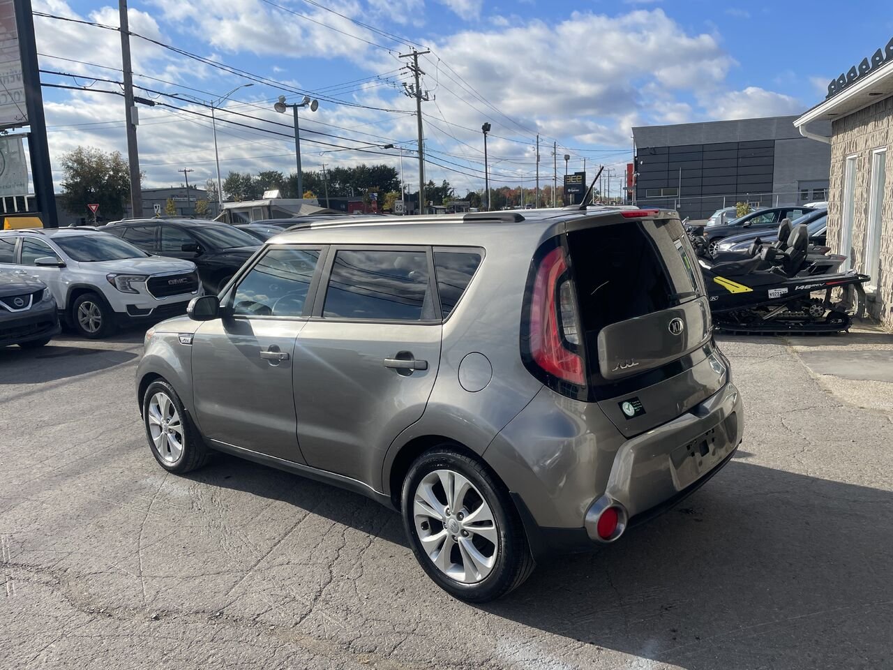 2015 Kia Soul Silver  - photo #11