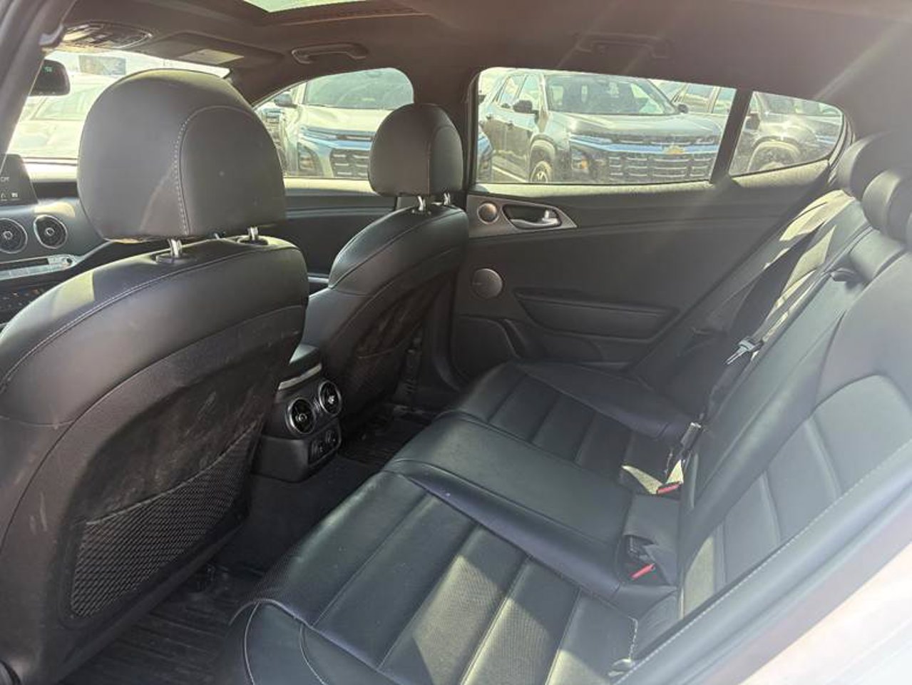2019 Kia Stinger GT Limited AWD White Sherwood Park - photo #5