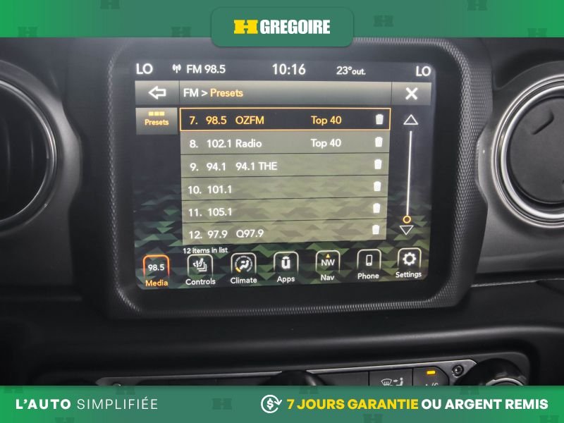 Jeep Wrangler 729636 | Unlimited Sahara 4WD AUTO A/C MAGS NAV CAM RECUL B 2022 Gris Laval - photo #11