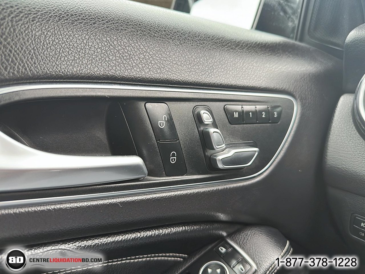 Mercedes-Benz GLA GLA 250 | A8555 2018 Noir Granby - photo #20