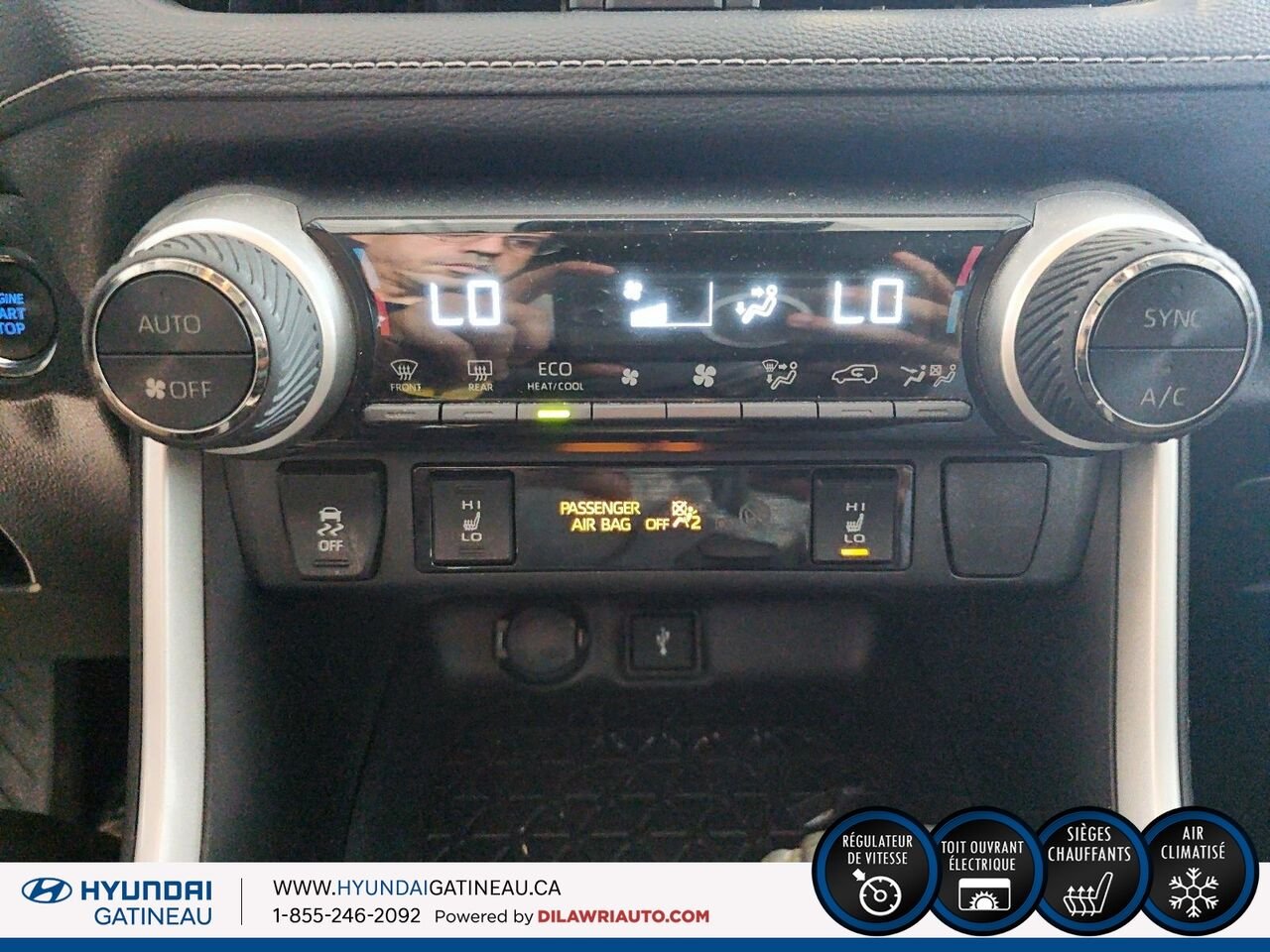 2020 Toyota RAV4 Red Gatineau - photo #16