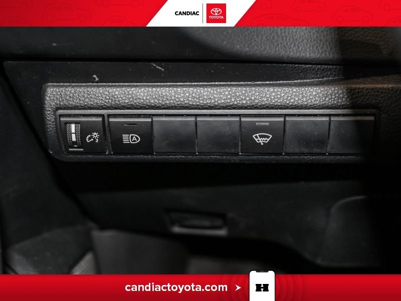 2019 Toyota Corolla White Laval - photo #17