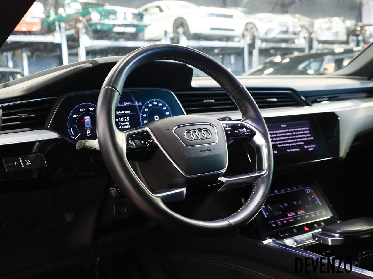 2019 Audi e-tron Black Saint-Eustache - photo #14