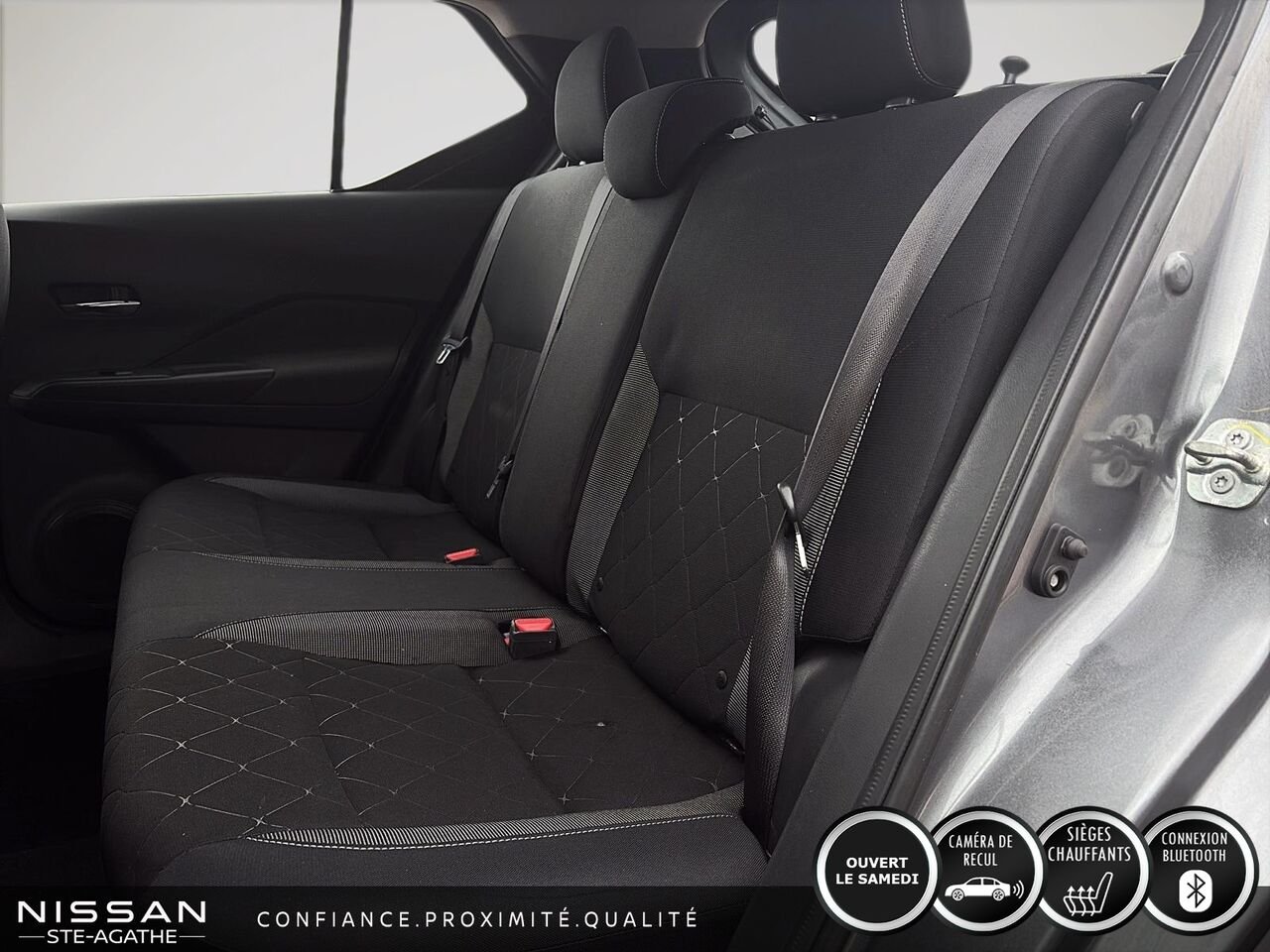 Nissan Kicks SV TA | 75 640 KM | CAMÉRA DE RECUL | CLIMATISATION AUTOMATIQUE | ACCÈS SANS CLÉ 2019 Gris Saint-Jérôme - photo #8