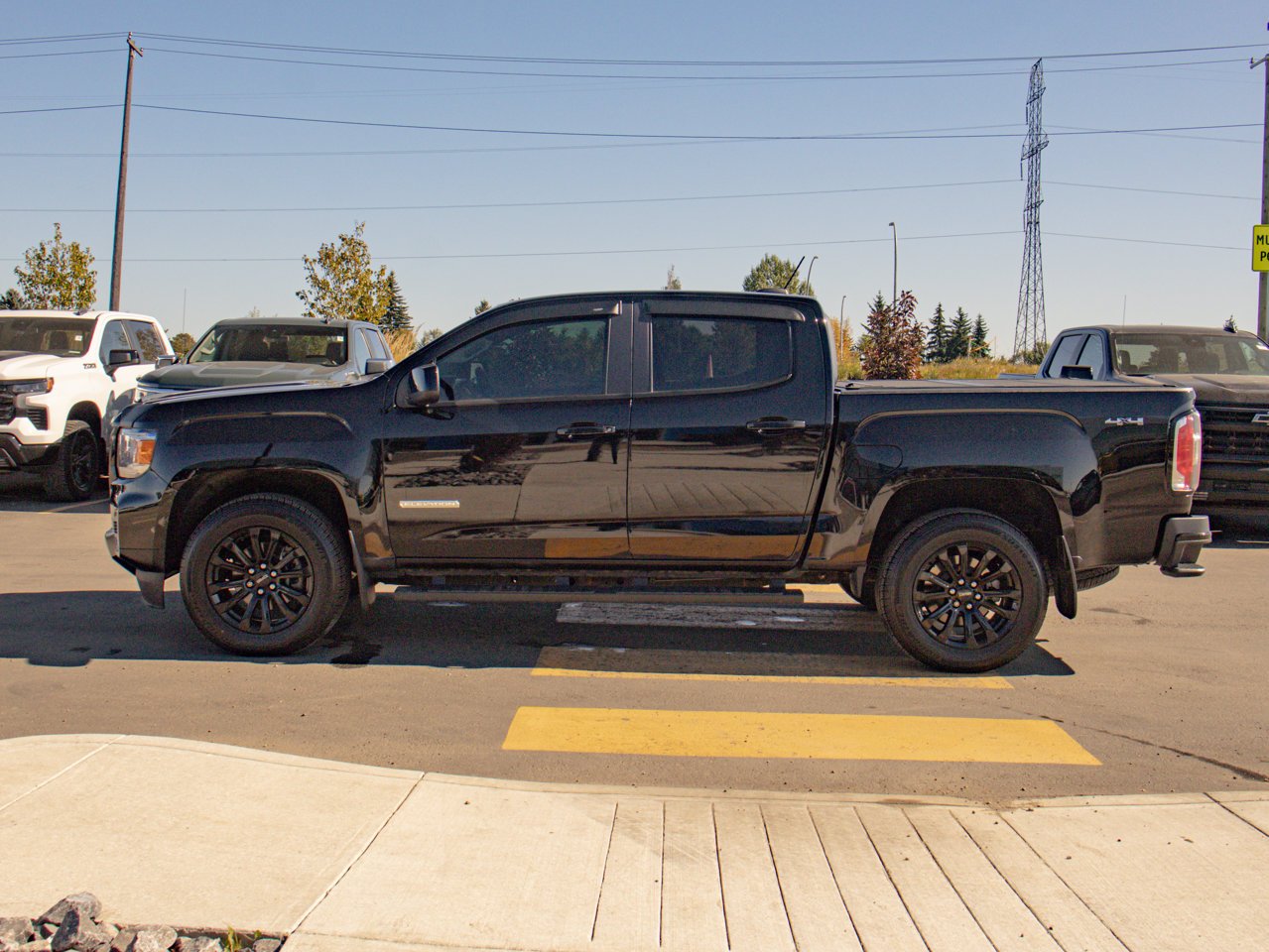 2021 GMC Canyon 4WD Crew Cab 128 Elevation Black Sherwood Park - photo #6