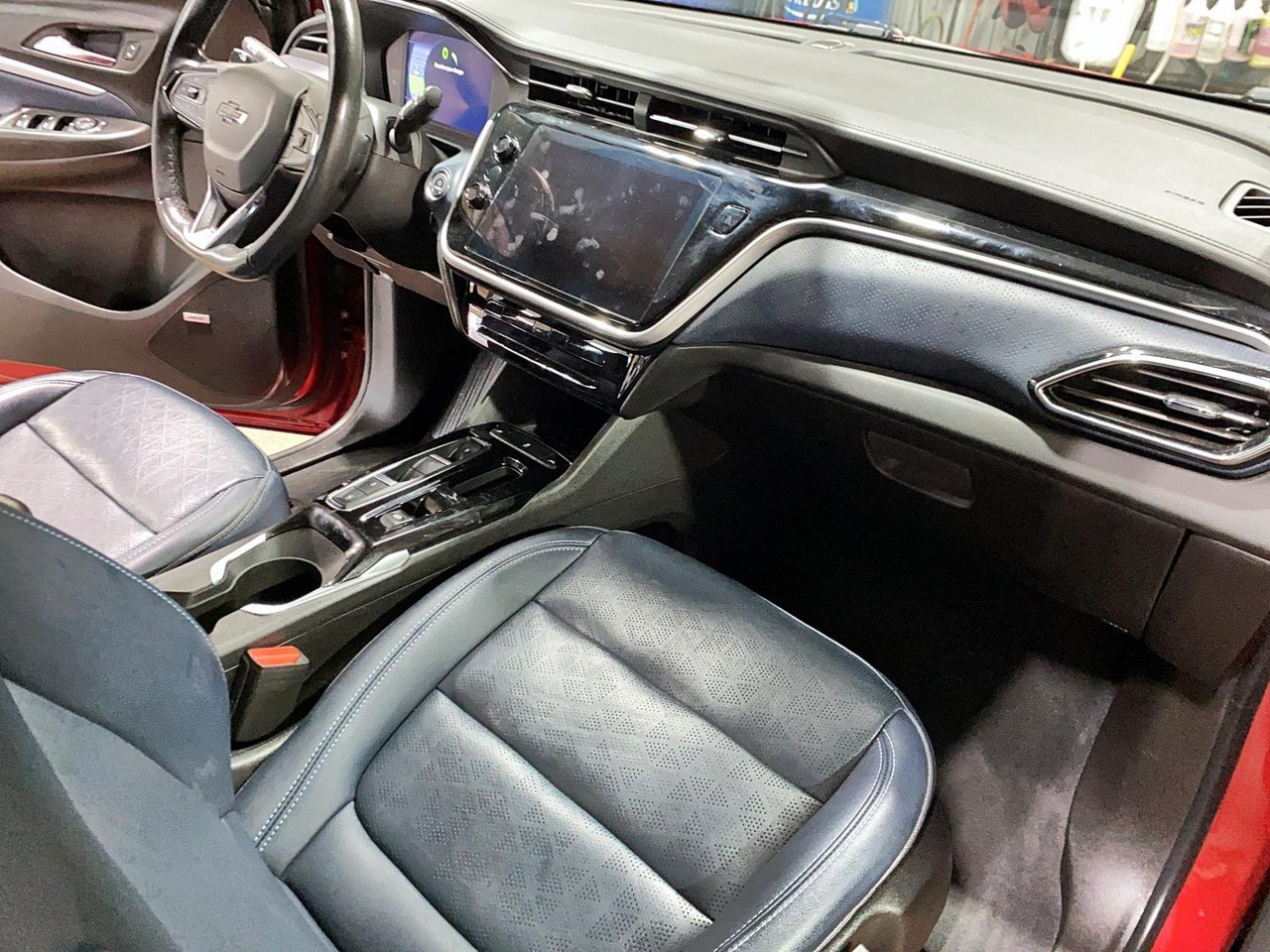 Chevrolet Bolt EUV Premier 2023 Rouge Baie-Comeau - photo #15